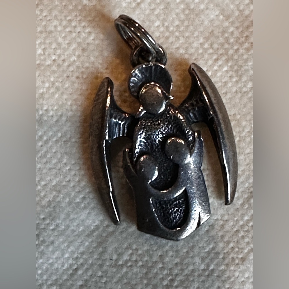 James Avery Angel with 2 Children Charm Pendant